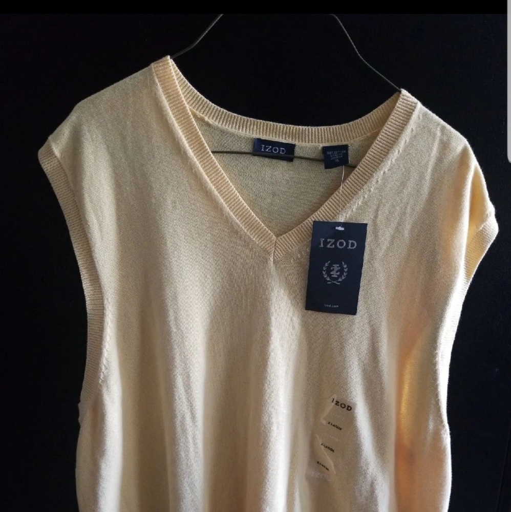 IZOD SWEATER VEST